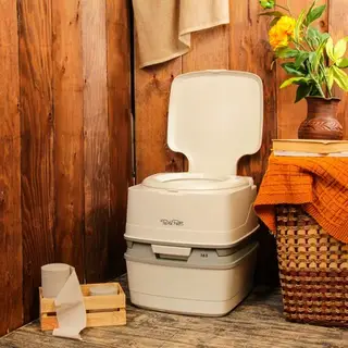 Биотуалет жидкостный Porta Potti Qube 165, нижний бак 21 л, верхний бак 15 л