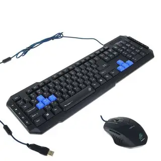 Игровой набор Qumo Dragon War Storm, клавиатура+мышь+2 коврика, проводной,мембранный,черный