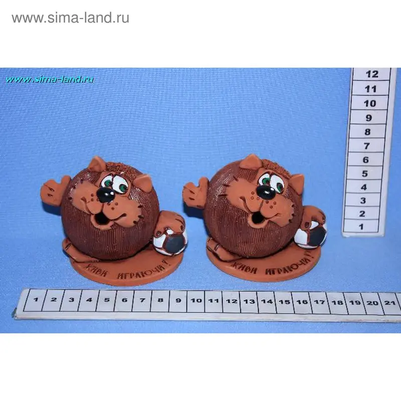 фигурка кот с мячом 8*8*7 см
