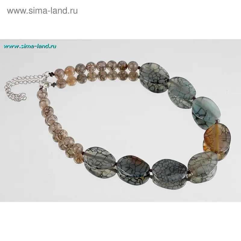 Бусы крупные серые. Пустыня