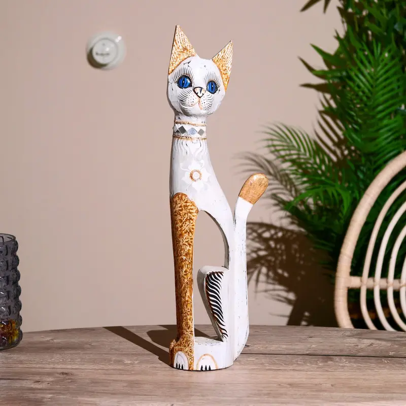Сувенир дерево "Кошка" светлая с цветком 60 см