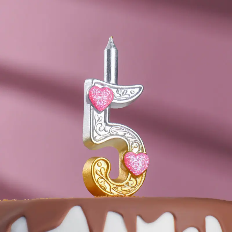 Свеча для торта «Сердечки» серебряно-золотая, 10.2 см, цифра 5