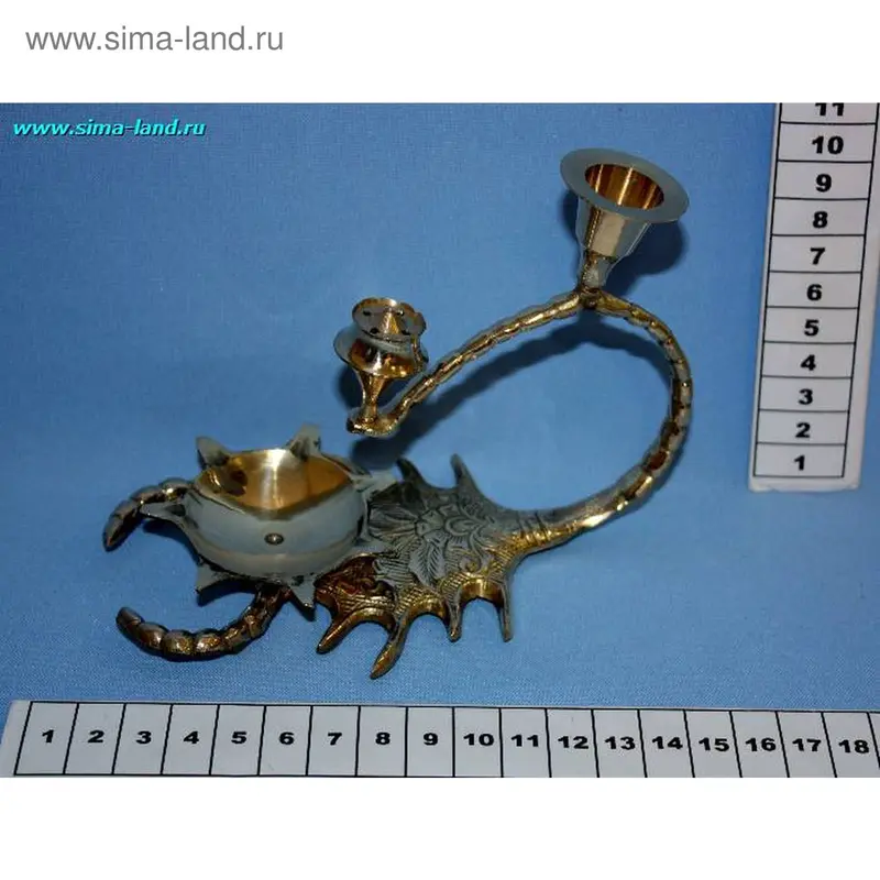 металл подсвечник скорпион