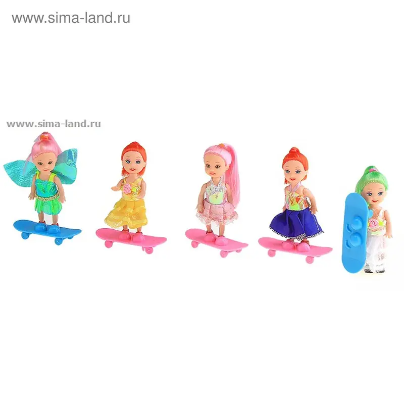 Кукла "Малышка со скейтбордом"