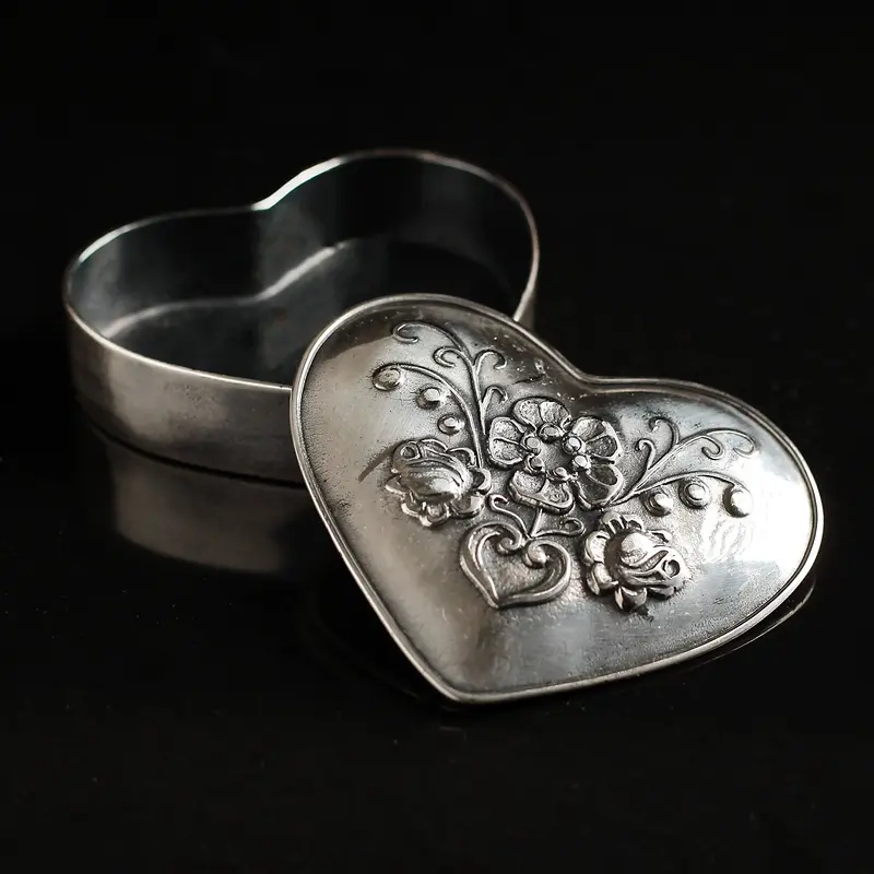 Шкатулка Antique heart с посеребрением, 7 × 8,5 × 2 см