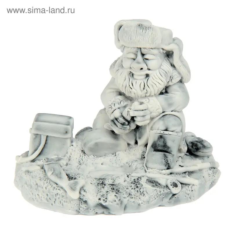 Сувенир "Рыбак у лунки" 9,5 см