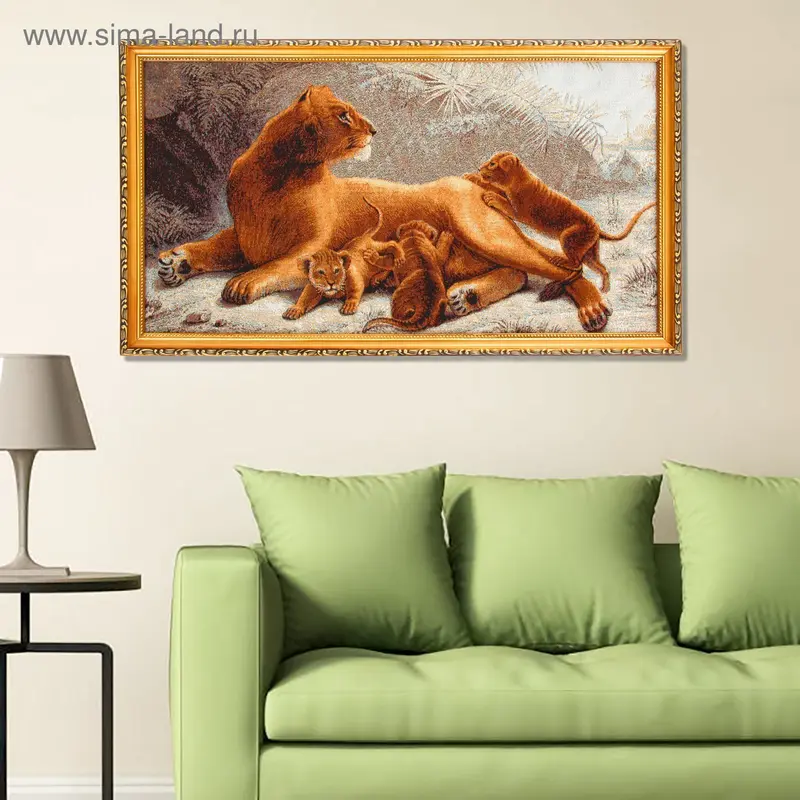 Гобеленовая картина "Львица" 65*35см, багет К3